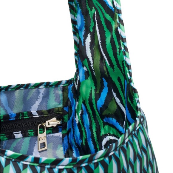 DVF for Target reusable bag Arrow Disco Zebra Green - Picture 3 of 3